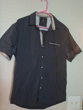 Men's Navy Short-Sleeve Patterned Button-Down Shirt - Casual